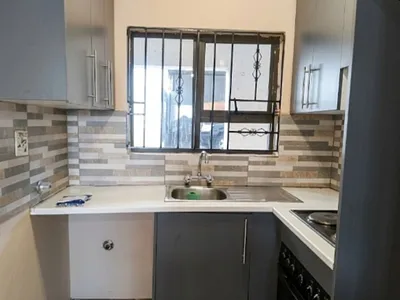 2 Bedroom Apartment For Sale in Randburg - XwY8.webp