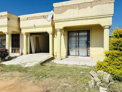 14 Bedroom House For Sale in Mankgaile, Polokwane - AspC.webp