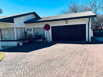 3 Bedroom House For Sale in Parys - img