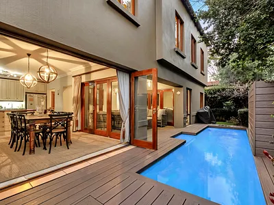3 Bedroom Townhouse For Sale in Johannesburg - img