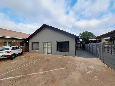 1 Bedroom Apartment To Rent in Pretoria - MG7v.webp