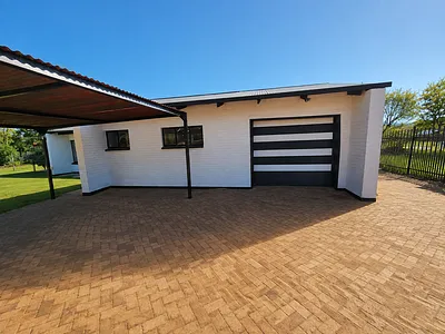 3 Bedroom House For Sale in Pretoria - tDXU.webp