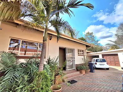 3 Bedroom House For Sale in Pretoria - HMFW.webp