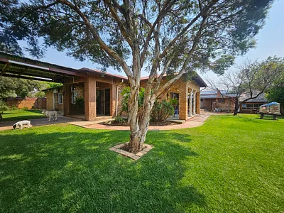 6 Bedroom House For Sale in Pretoria - Gqdm.webp