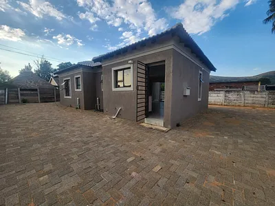 3 Bedroom House To Rent in Pretoria - BUzO.webp