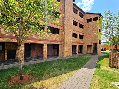 2 Bedroom Apartment For Sale in Pretoria - 6Q1P.webp