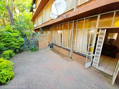 2 Bedroom Apartment For Sale in Pretoria - yL1O.webp