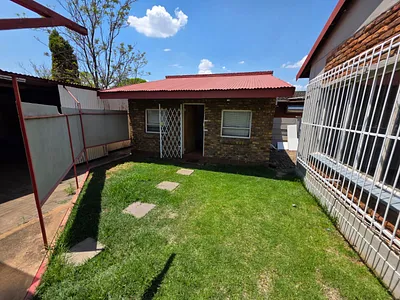 1 Bedroom Apartment To Rent in Pretoria - img