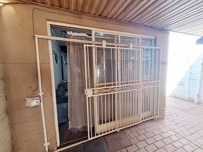 1 Bedroom Apartment To Rent in Wonderboom South, Pretoria - edyP.webp