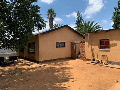 14 Bedroom House For Sale in Pretoria - AeHs.webp