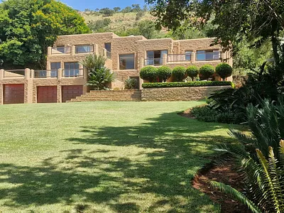 4 Bedroom House For Sale in Pretoria - img