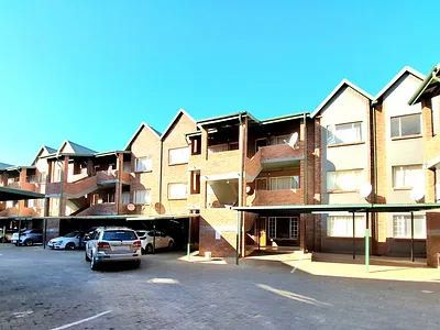 2 Bedroom Apartment For Sale in Pretoria - lO1C.webp