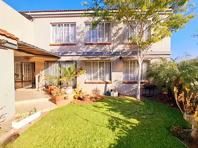 3 Bedroom Townhouse For Sale in Pretoria - MEXY.webp