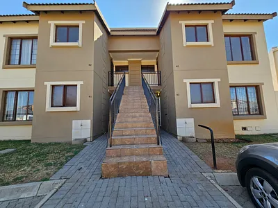 2 Bedroom Apartment For Sale in Pretoria - axiz.webp