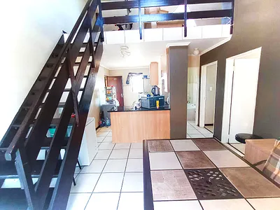 2 Bedroom Apartment For Sale in Centurion - JtOd.webp