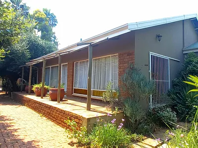 5 Bedroom House For Sale in Pretoria - z033.webp
