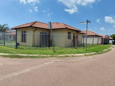 3 Bedroom House For Sale in Pretoria - oKna.webp