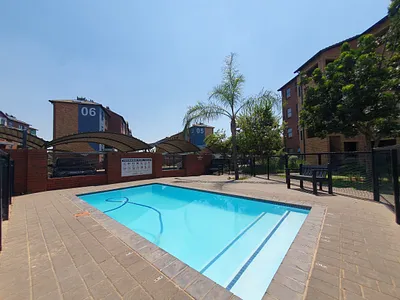 2 Bedroom Apartment For Sale in Pretoria - tdPh.webp