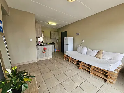2 Bedroom Apartment For Sale in Pretoria - R5vu.webp
