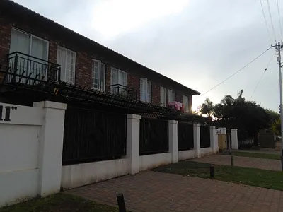 2 Bedroom Apartment To Rent in Pretoria - img