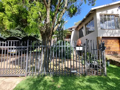 4 Bedroom House For Sale in Pretoria - dltL.webp