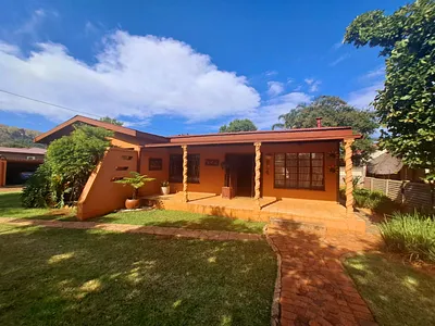 3 Bedroom House For Sale in Pretoria - 4cCS.webp