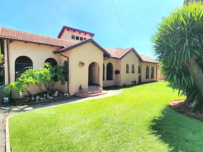 5 Bedroom House For Sale in Centurion - img