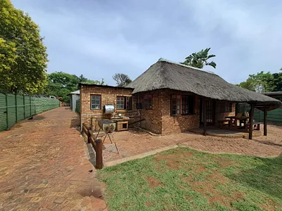 2 Bedroom House To Rent in Pretoria - lSuh.webp