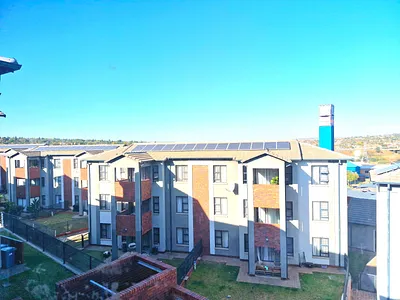 2 Bedroom Apartment For Sale in Centurion - jGSH.webp