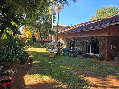4 Bedroom House For Sale in Pretoria - Cveq.webp