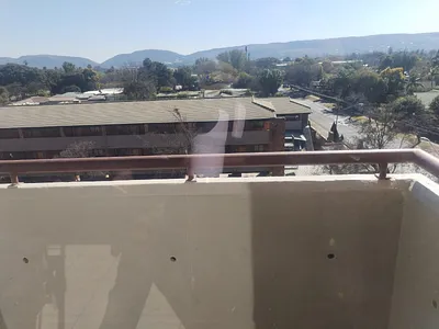 1 Bedroom Apartment For Sale in Pretoria - 9oPr.webp