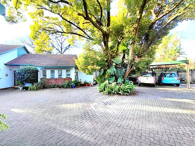 4 Bedroom House For Sale in Centurion - 8Gy4.webp