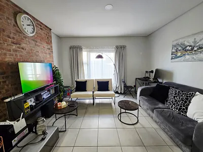 1 Bedroom Apartment For Sale in Pretoria - K06M.webp