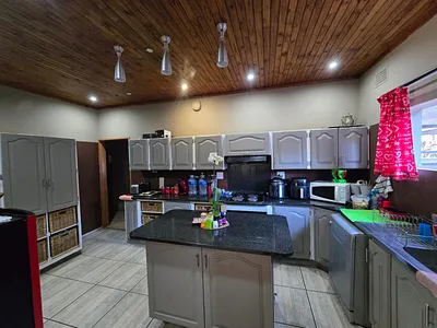 3 Bedroom House For Sale in Pretoria - V6DN.webp