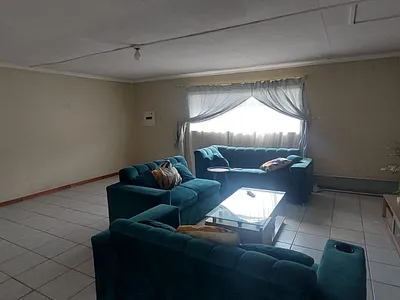 2 Bedroom Townhouse For Sale in Pretoria - 537u.webp