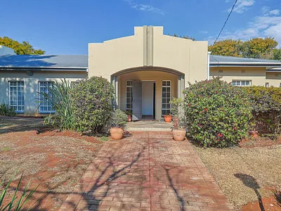 4 Bedroom House For Sale in Centurion - 0GHW.webp