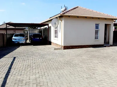 3 Bedroom House For Sale in Pretoria - E2Tl.webp