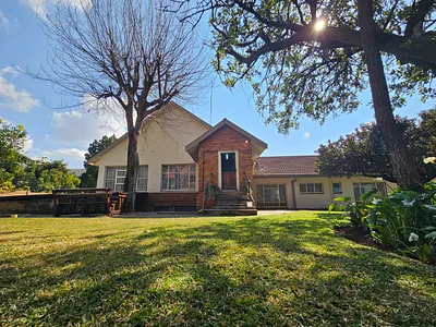 4 Bedroom House For Sale in Pretoria - HPGZ.webp