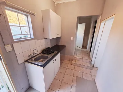1 Bedroom Apartment To Rent in Pretoria - 59DB.webp