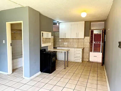 1 Bedroom Apartment To Rent in Pretoria - ZxgJ.webp