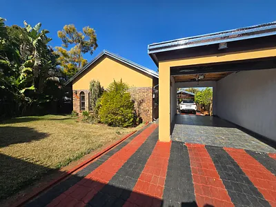 3 Bedroom House For Sale in Pretoria - tXsS.webp