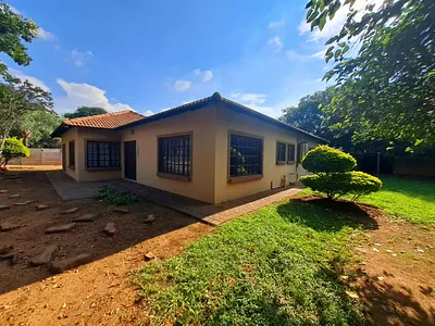 3 Bedroom House For Sale in Pretoria - yWrr.webp