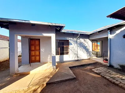 2 Bedroom Apartment To Rent in Pretoria - ACEn.webp