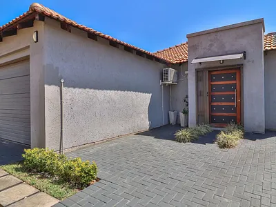 3 Bedroom House For Sale in Pretoria - BzwY.webp