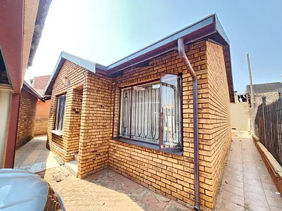 3 Bedroom House To Rent in Pretoria - oIDZ.webp