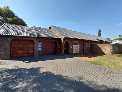 3 Bedroom House To Rent in Centurion - ZTan.webp