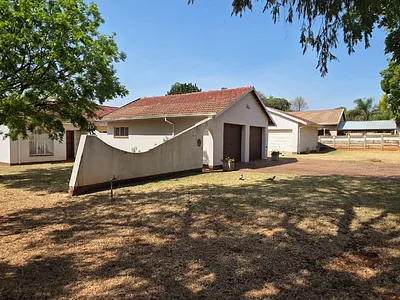 3 Bedroom House For Sale in Pretoria - exRg.webp