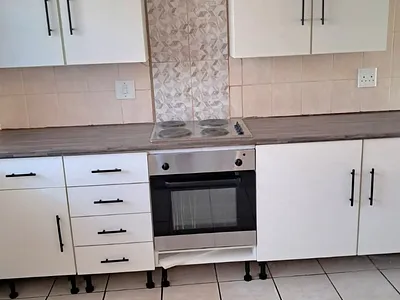 2 Bedroom Apartment To Rent in Pretoria - EFJU.webp