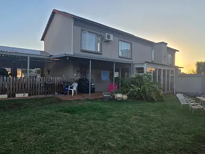 3 Bedroom Townhouse For Sale in Pretoria - vLsJ.webp