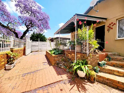 3 Bedroom House For Sale in Pretoria - WnJn.webp